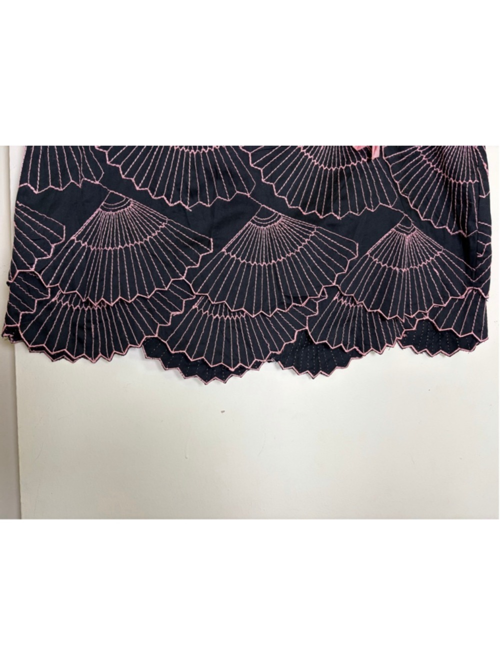 iCe Black Pink Fan Embroidered Scalloped Mini Skirt Y2K Boho Coquette Small - Picture 3 of 6